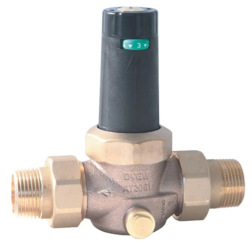 Druckregler von Syr mit einem schwarzen Einstellknopf, metallischem Gehäuse und zwei Anschlussgewinden. Geeignet für die Regelung des Wasser- oder Druckflusses.